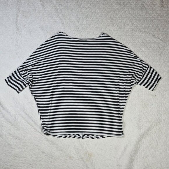 Andrea Jovine Striped Black and White Top - Picture 2 of 6